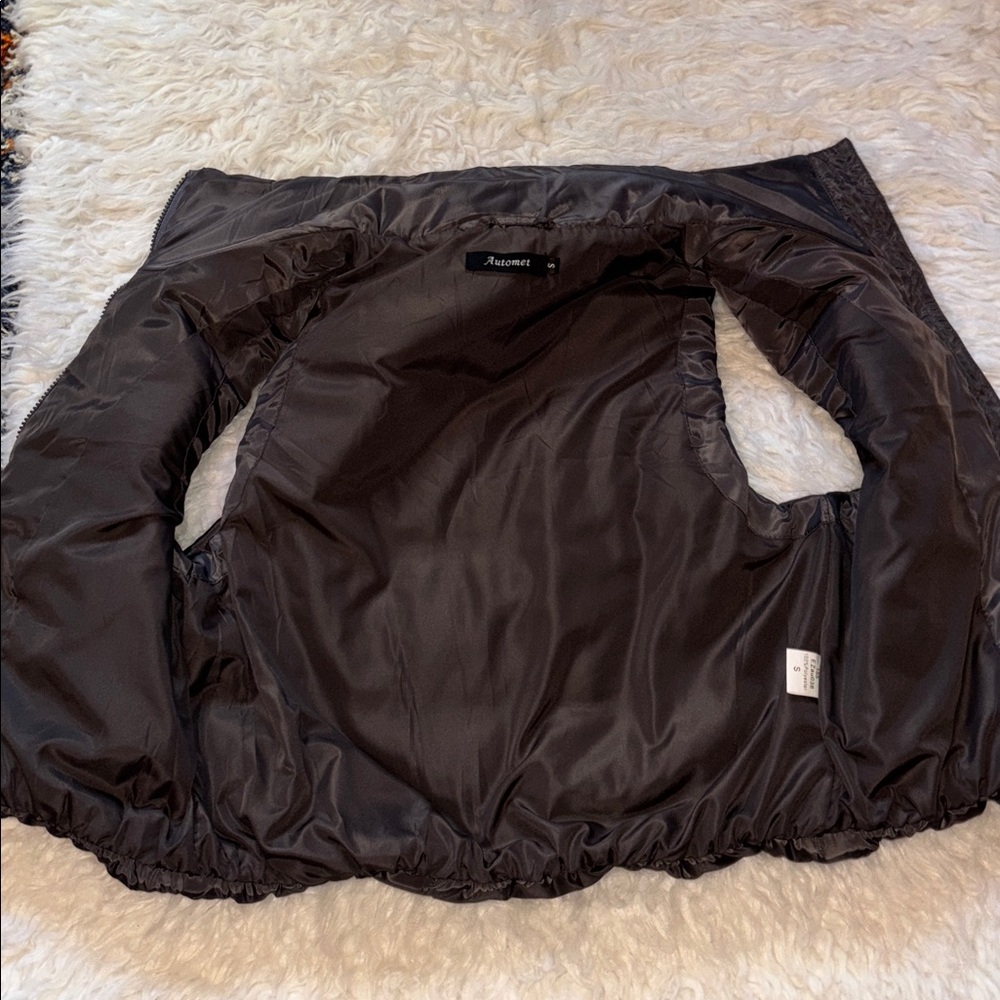 Automet Women’s Cropped Puffer Vest, Size S - Picture 6 of 13